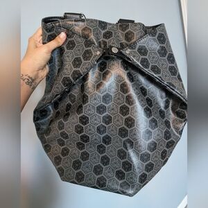 D20 bag
